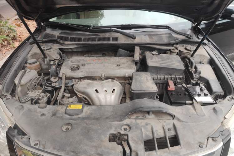 Used Toyota Camry 2012 200G Classic Luxury Edition Engine Bay