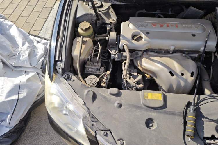 Used Toyota Camry 2012 200E Classic Elite Edition Engine Bay Right