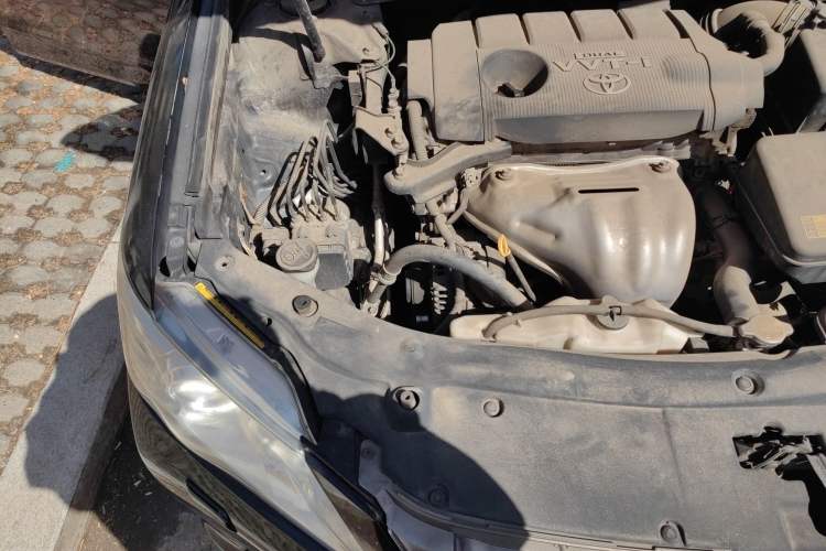 Used Toyota Camry 2012 2.5G Luxury Navigation Edition Engine Bay Right