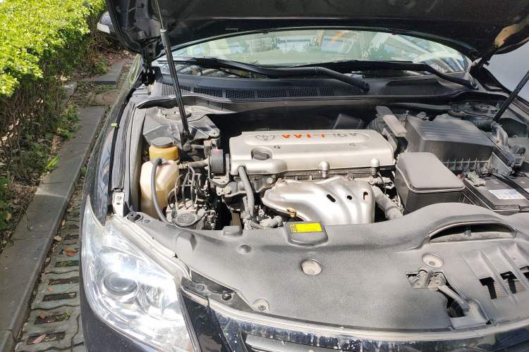 Used Toyota Camry 2012 200G Classic Luxury Edition Engine Bay Right