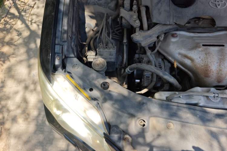 Used Toyota Camry 2012 2.5G Luxury Navigation Edition Engine Bay Right