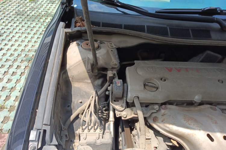 Used Toyota Camry 2012 Junrui 2.0S Radiant Edition Engine Bay Right