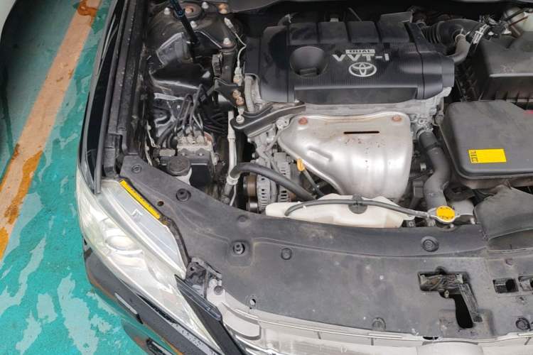 Used Toyota Camry 2012 2.5G Luxury Edition Engine Bay Right