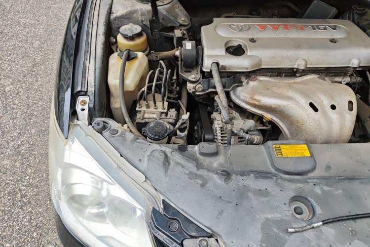 Used Toyota Camry 2012 200G Classic Luxury Edition Engine Bay Right