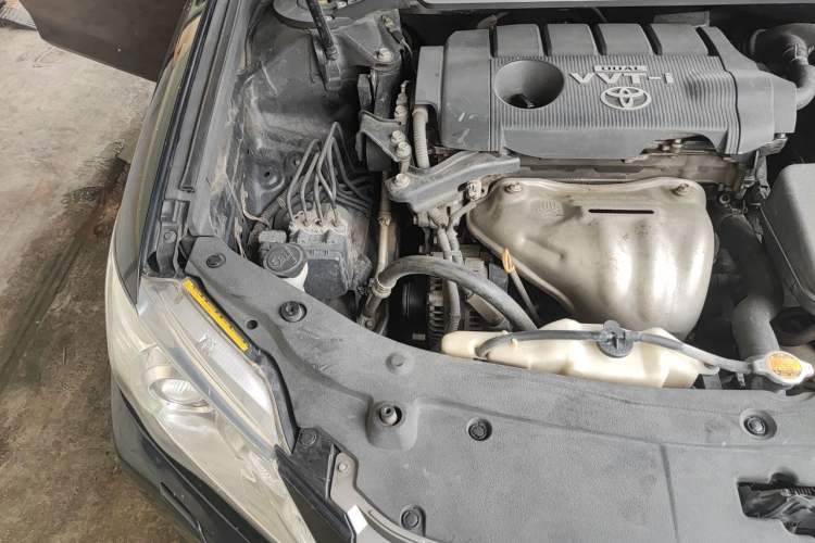 Used Toyota Camry 2012 2.5G Luxury Edition Engine Bay Right