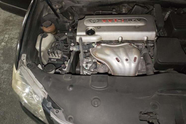 Used Toyota Camry 2012 200G Classic Luxury Edition Engine Bay Right