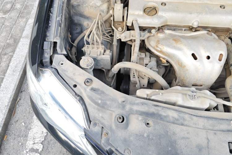 Used Toyota Camry 2012 Junrui 2.0S Radiant Edition Engine Bay Right