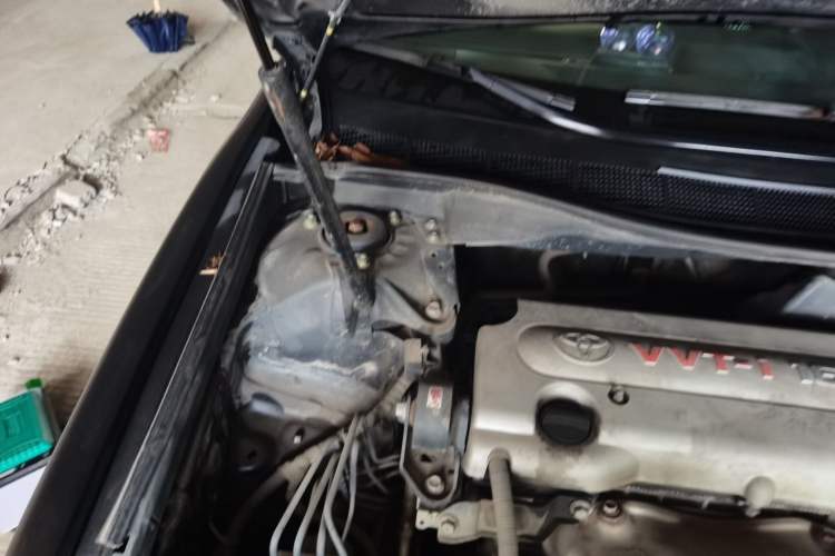 Used Toyota Camry 2012 Junrui 2.0S Radiant Edition Engine Bay Right