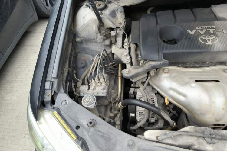 Used Toyota Camry 2012 2.5G Luxury Edition Engine Bay Right