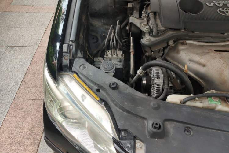 Used Toyota Camry 2012 2.5G Luxury Edition Engine Bay Right