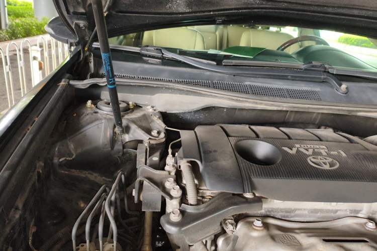 Used Toyota Camry 2012 2.5G Luxury Edition Engine Bay Right