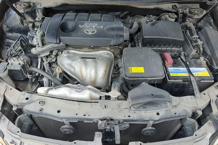 Used Toyota Camry 2012 2.5G Luxury Edition Engine Bay