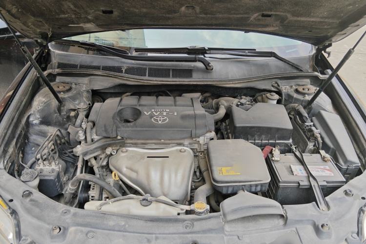 Used Toyota Camry 2012 2.5G Luxury Edition Engine Bay