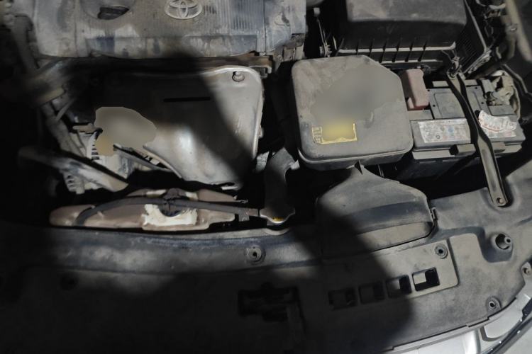 Used Toyota Camry 2012 2.5G Luxury Edition Engine Bay