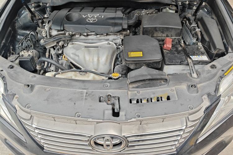 Used Toyota Camry 2012 2.5G Luxury Edition Engine Bay
