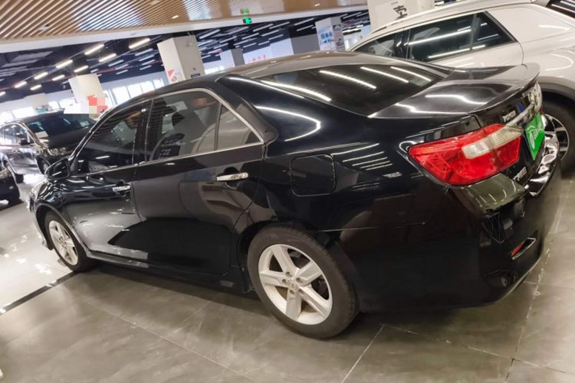 Used Toyota Camry 2012 Junrui 2.0S Radiant Edition Exterior 3
