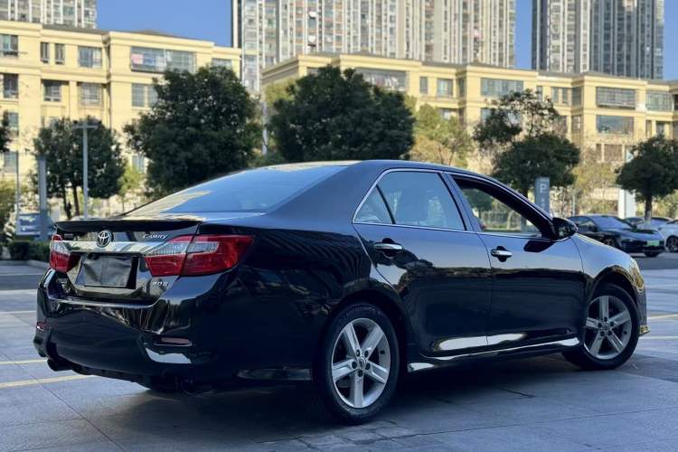 Used Toyota Camry 2012 Junrui 2.0S Radiant Edition Exterior 4
