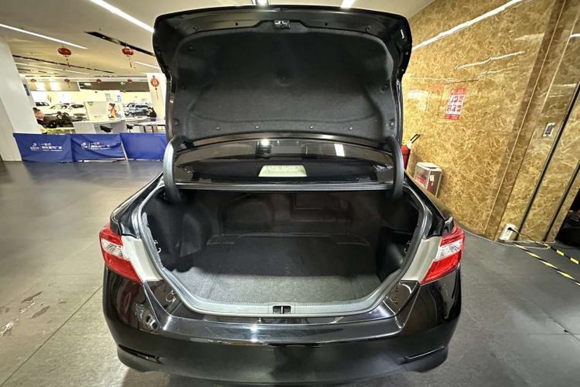 Used Toyota Camry 2012 Luxurious Edition 2.5HG Zunrui Exterior 7