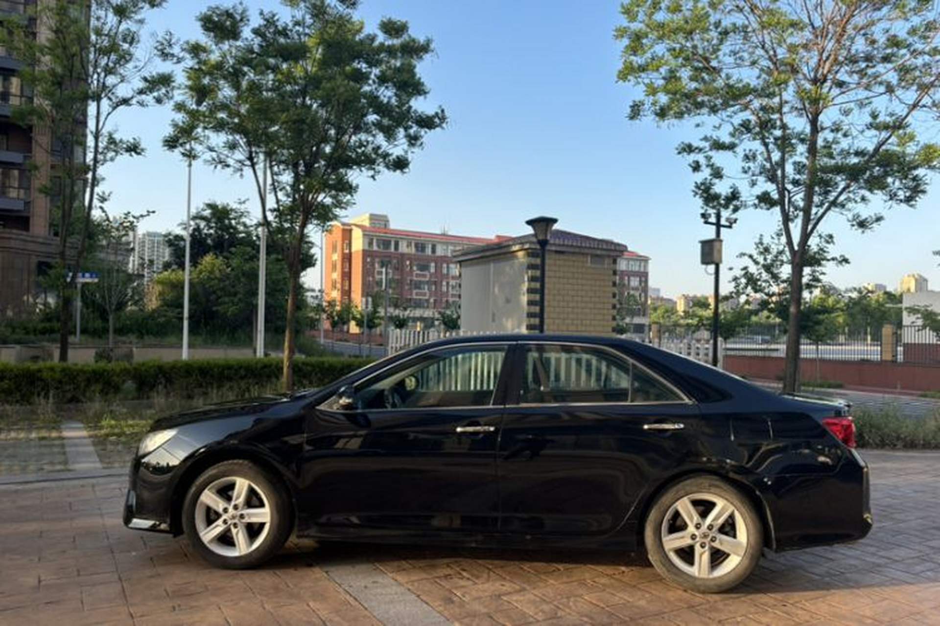 Used Toyota Camry 2012 Junrui 2.0S Radiant Edition Exterior 9