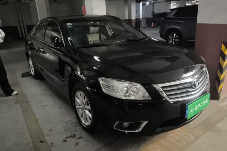 Used Toyota Camry 2012 200G Classic Luxury Edition Front Right 45 Deg