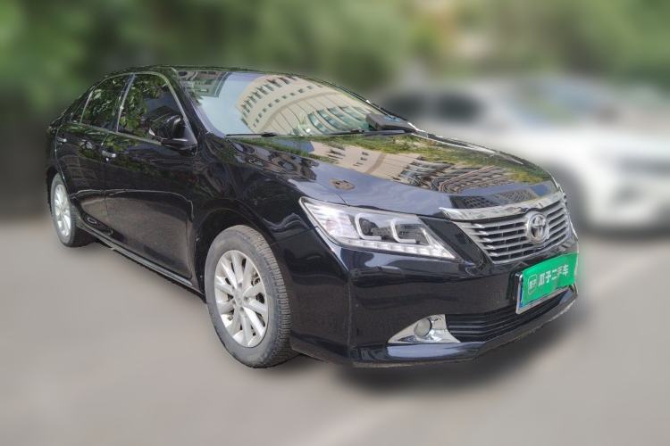 Used Toyota Camry 2012 2.5G Luxury Edition Front Right 45 Deg