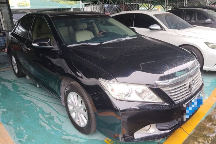 Used Toyota Camry 2012 2.5G Luxury Edition Front Right 45 Deg