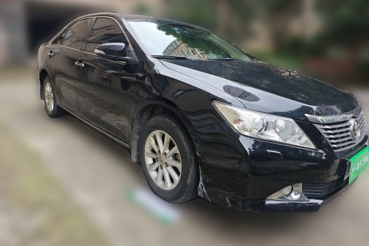 Used Toyota Camry 2012 2.5G Luxury Edition Front Right 45 Deg