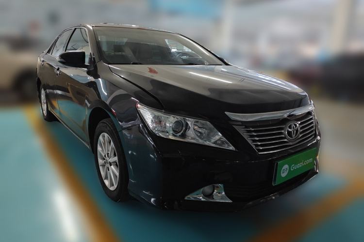 Used Toyota Camry 2012 2.5G Luxury Edition Front Right 45 Deg