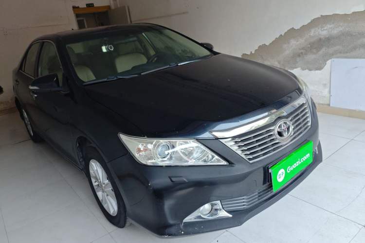 Used Toyota Camry 2012 2.5G Luxury Edition Front Right 45 Deg