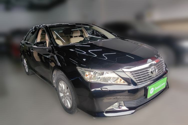 Used Toyota Camry 2012 2.5G Luxury Edition Front Right 45 Deg