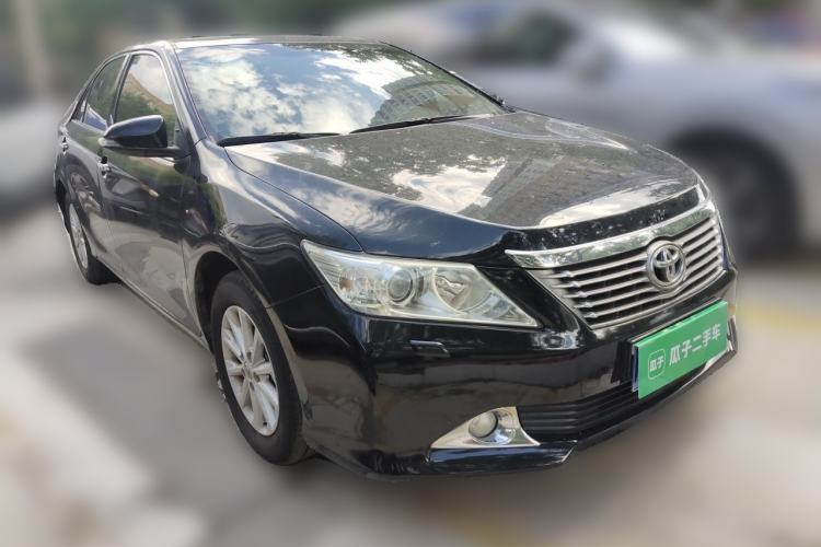 Used Toyota Camry 2012 2.5G Luxury Edition Front Right 45 Deg