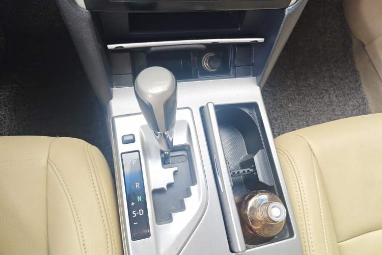 Used Toyota Camry 2012 Junrui 2.0S Radiant Edition Gear Lever