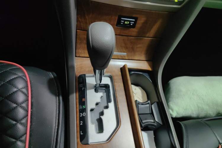 Used Toyota Camry 2012 200E Classic Elite Edition Gear Lever