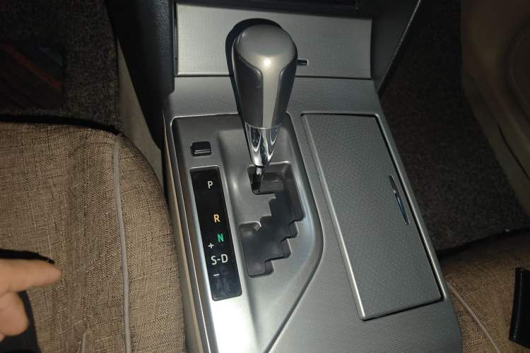 Used Toyota Camry 2012 Junrui 2.0S Radiant Edition Gear Lever