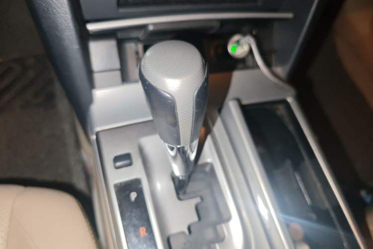 Used Toyota Camry 2012 Junrui 2.5S Activa Edition Gear Lever