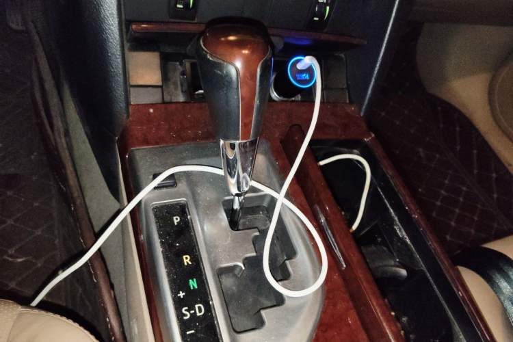 Used Toyota Camry 2012 2.5G Luxury Navigation Edition Gear Lever