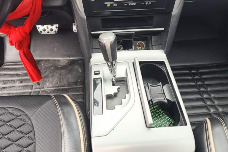 Used Toyota Camry 2012 Junrui 2.0S Radiant Edition Gear Lever