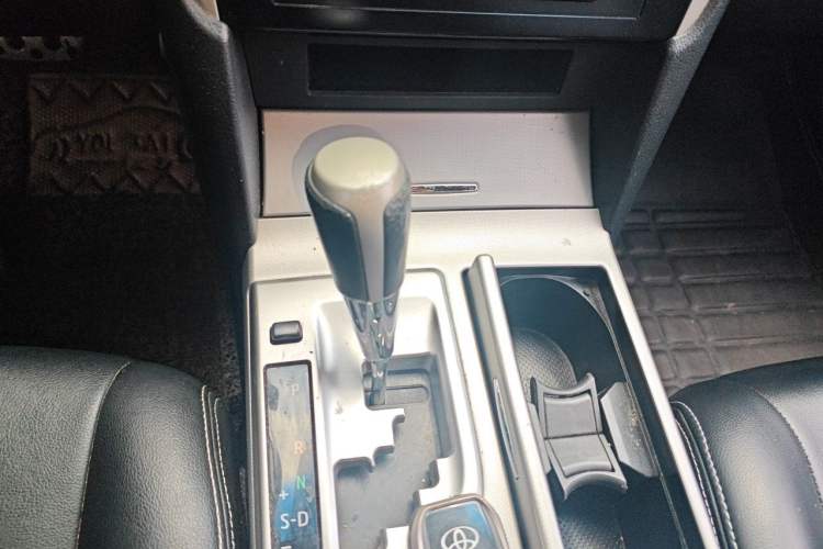 Used Toyota Camry 2012 Junrui 2.0S Radiant Edition Gear Lever