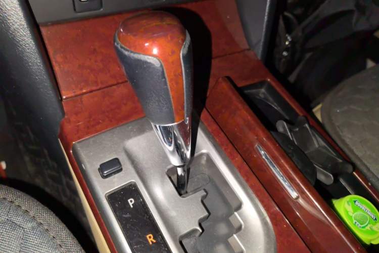 Used Toyota Camry 2012 2.5G Luxury Edition Gear Lever