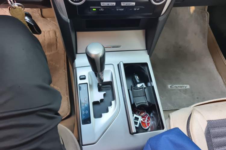 Used Toyota Camry 2012 Junrui 2.0S Radiant Edition Gear Lever