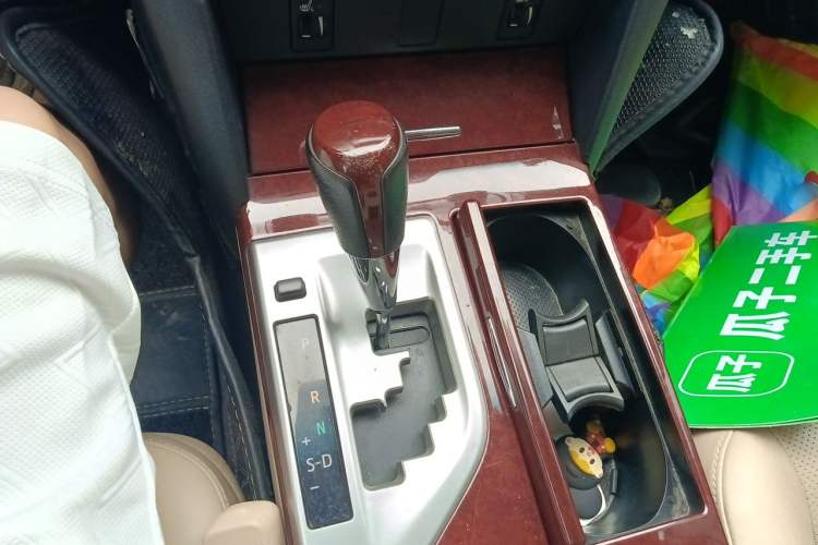 Used Toyota Camry 2012 2.0G Luxury Edition Gear Lever