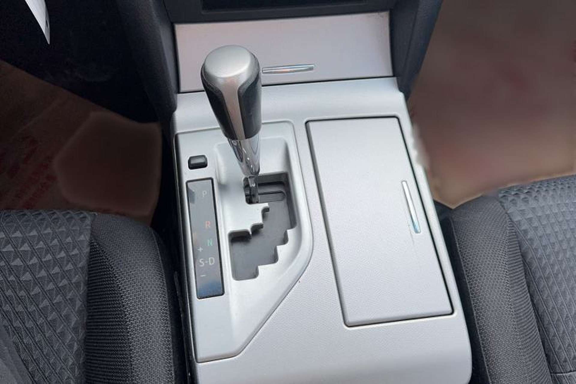 Used Toyota Camry 2012 Junrui 2.0S Radiant Edition Gear Lever