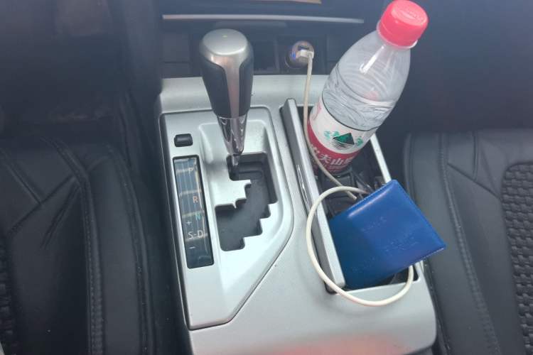 Used Toyota Camry 2012 Junrui 2.0S Radiant Edition Gear Lever