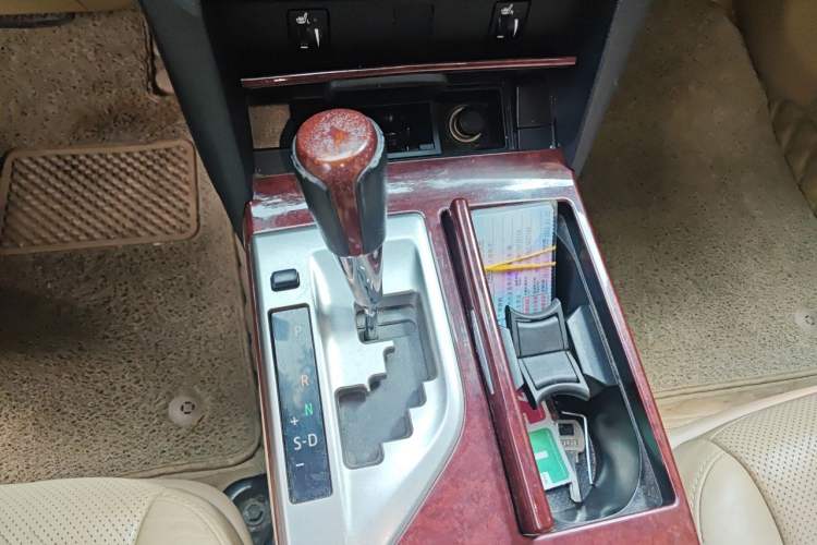 Used Toyota Camry 2012 2.5G Luxury Edition Gear Lever