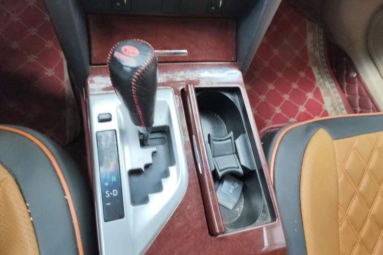Used Toyota Camry 2012 2.5G Luxury Edition Gear Lever