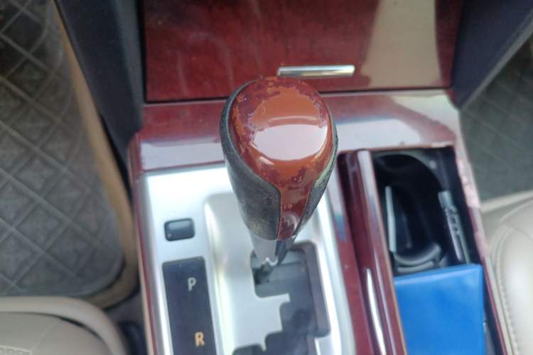 Used Toyota Camry 2012 2.5G Luxury Edition Gear Lever