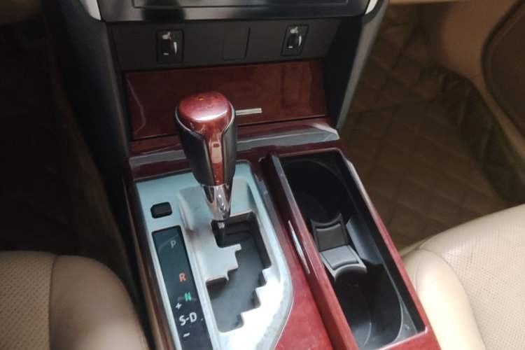 Used Toyota Camry 2012 2.5G Luxury Edition Gear Lever