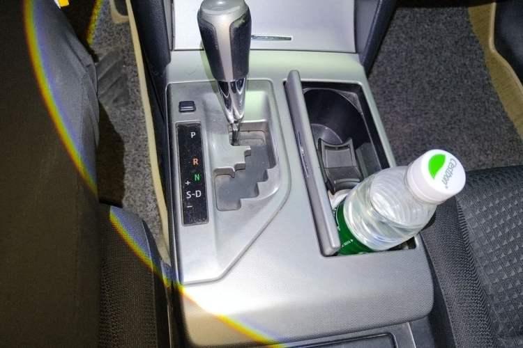 Used Toyota Camry 2012 Junrui 2.0S Radiant Edition Gear Lever
