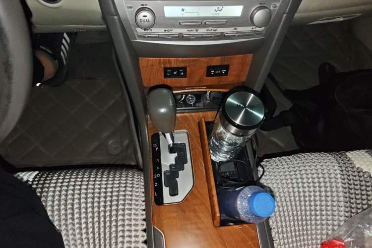 Used Toyota Camry 2012 200G Classic Luxury Edition Gear Lever