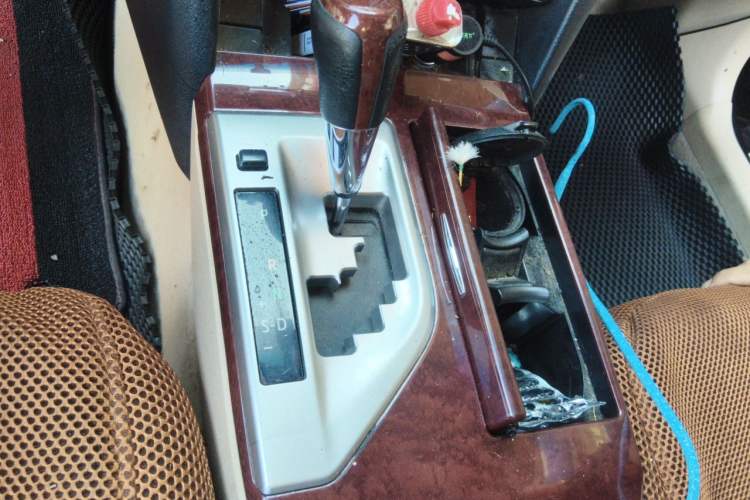 Used Toyota Camry 2012 2.0G Luxury Edition Gear Lever
